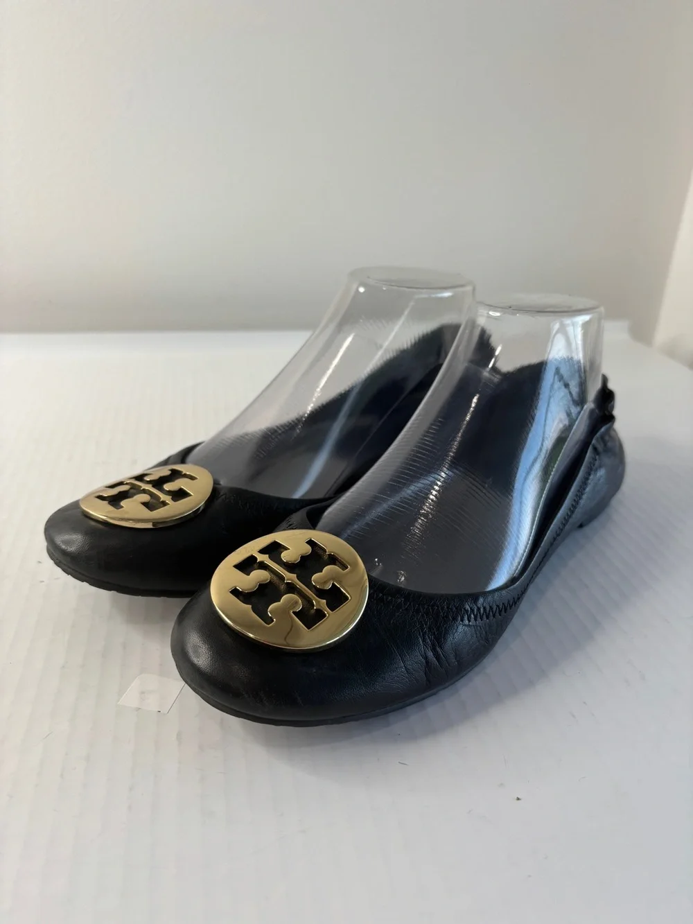 Tory Burch Minnie Leather Ballet Flats Womens Shoe Size 8 Black Travel Gold Logo